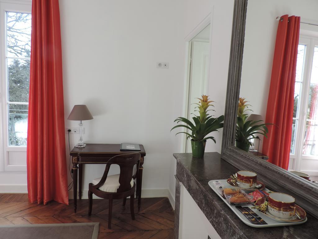 Cedre Et Charme Saint-Branchs Quarto foto